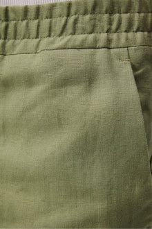 Men | Baron Linen Shorts | Oil Green