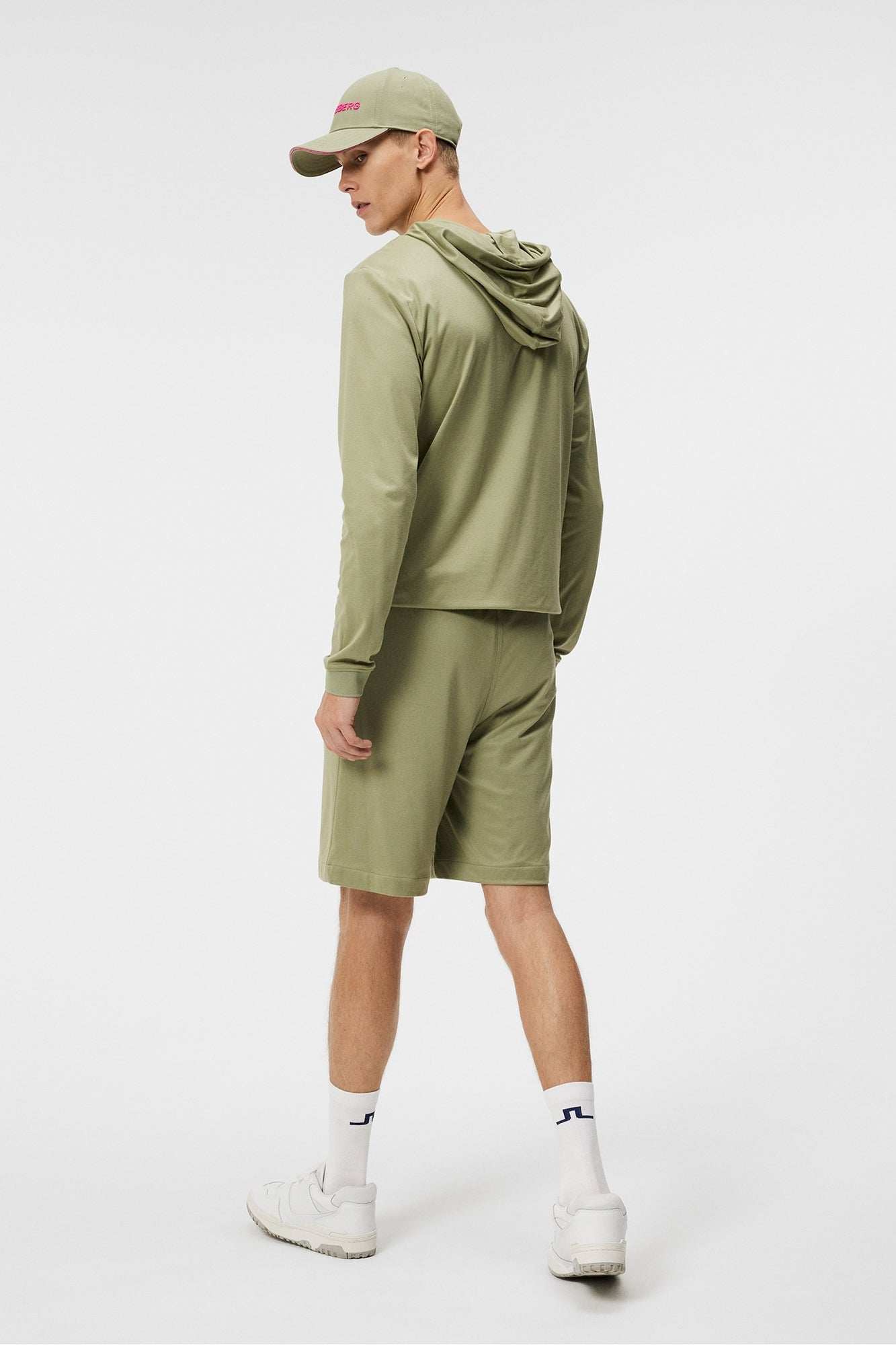 Men | Logo Shorts | Oil Green