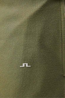 Men | Logo Shorts | Oil Green