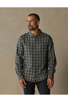 Men | Nikko Button Up Shirt | Ink Plaid