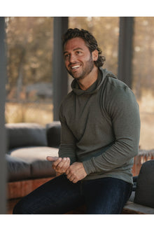 Men | Puremeso Essential Hoodie | Oakmoss