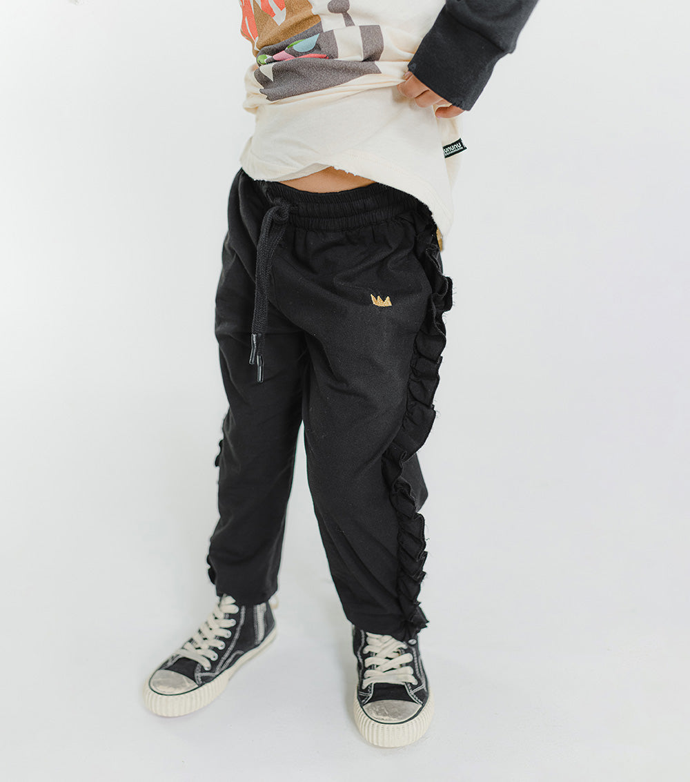 Kid | Airy Ruffled Pants | Black