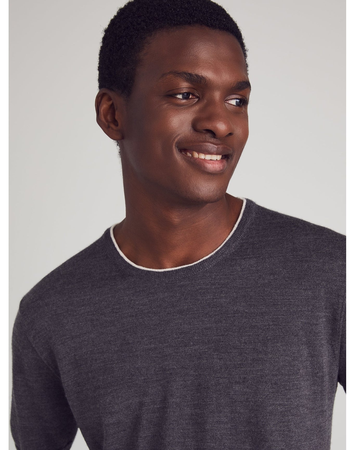 Nomad1942 | Men | Bond T-Shirt | Carbon