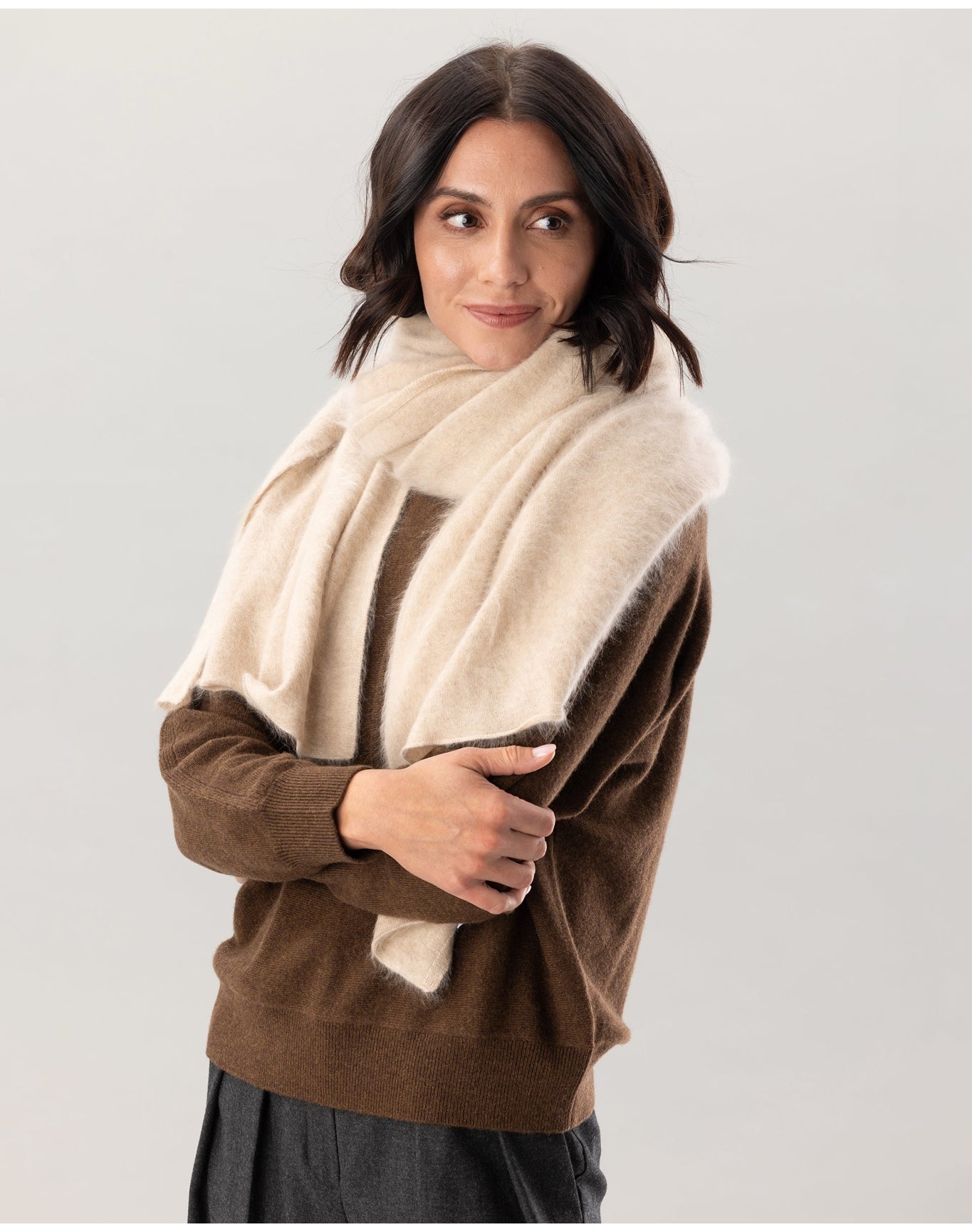 Nomad1942 | Women | Brushed Cashmere Belmont Scarf | Latte