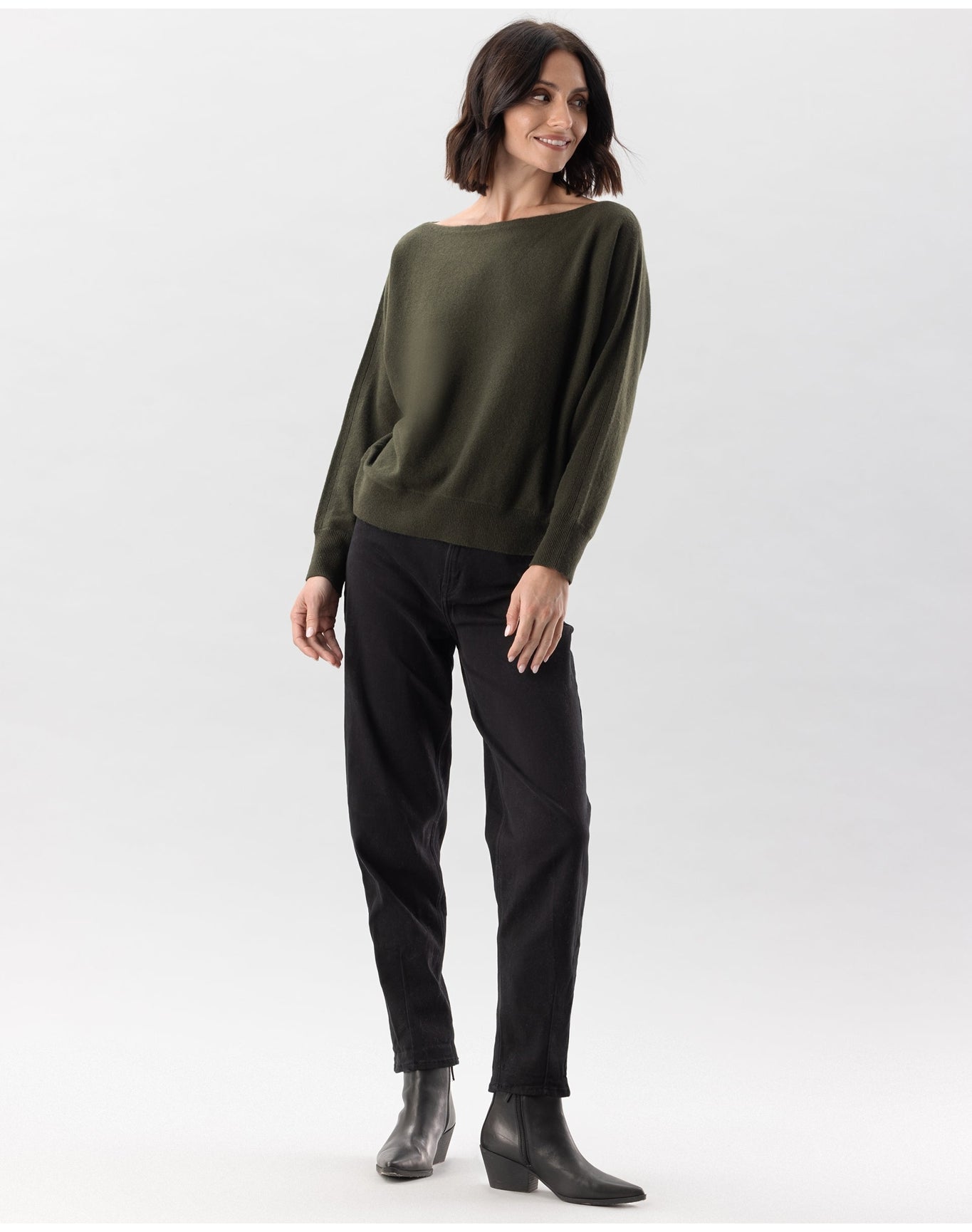 Nomad1942 | Women | Mulberry Sweater | Olive