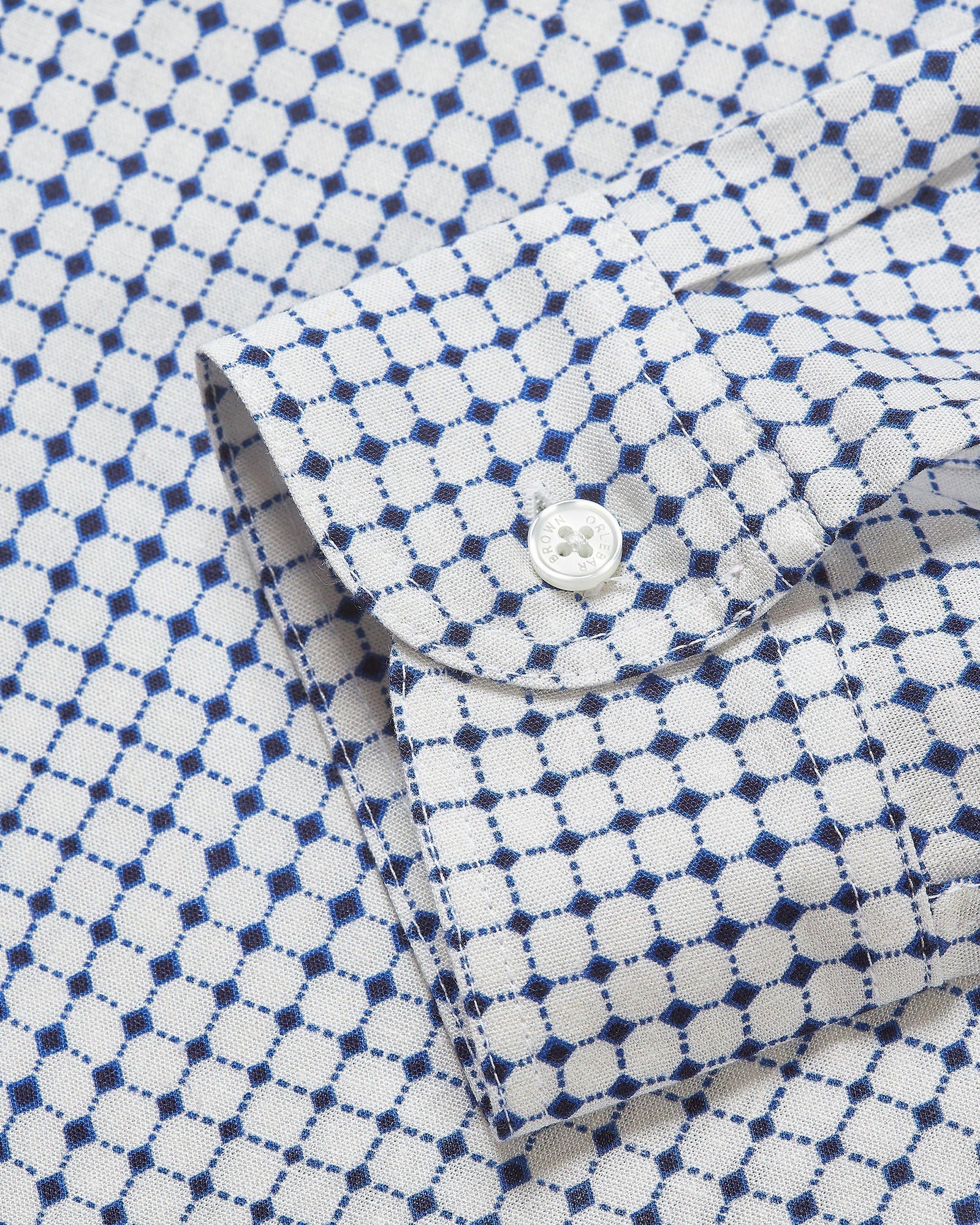 Ridley Linen White Sand/Azul Blue Tiescape Print Relaxed Fit Overhead Shirt | White Sand/Azul Blue