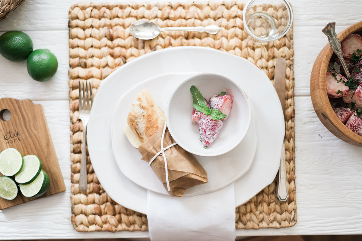 Exposed Edge Organic Dinner Plate | White | Large