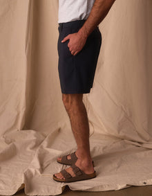 Men | Everyday Hybrid Short | Navy