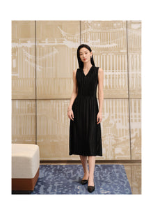 Pleated Waist-Cinched Dress | Black
