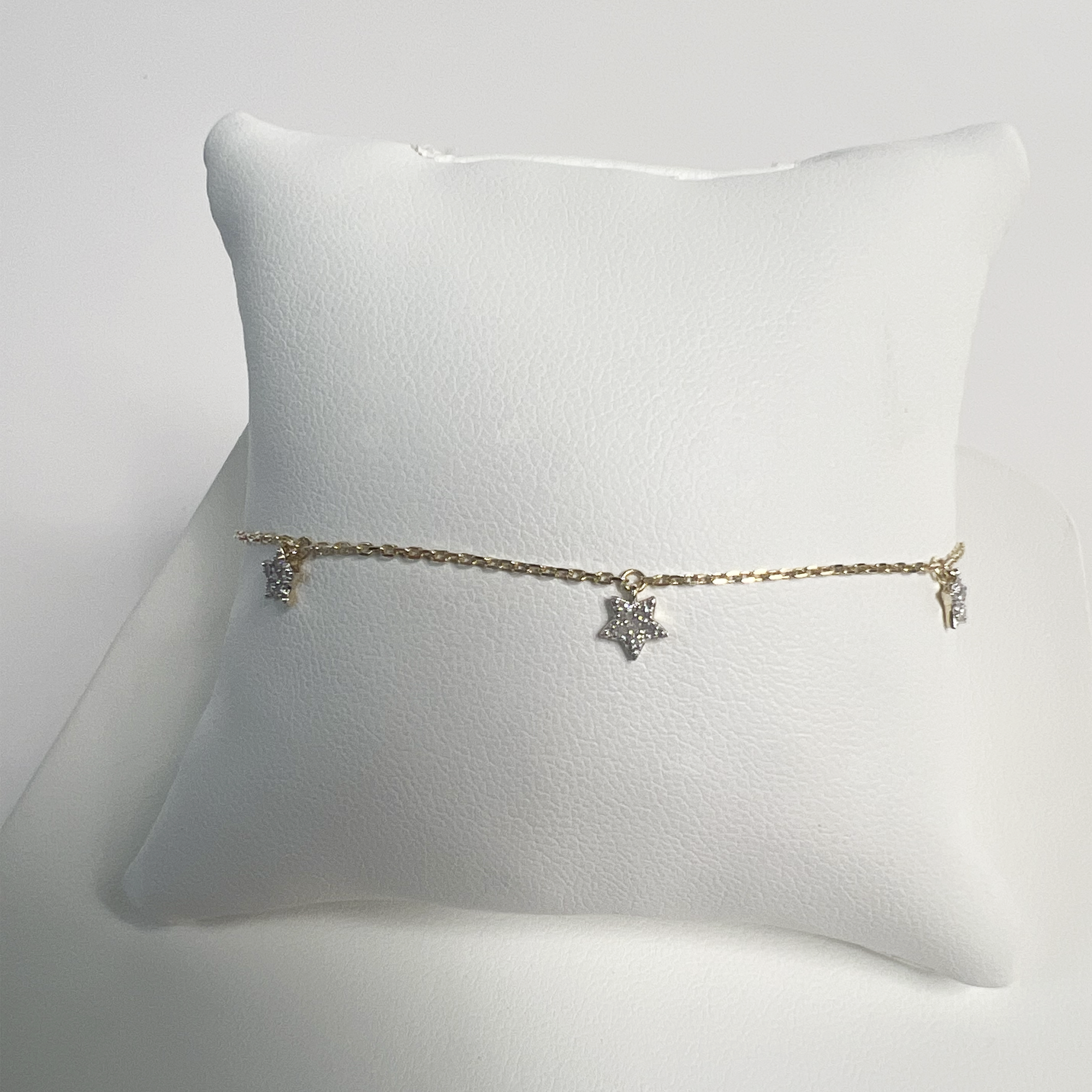 Three Pave Star Bracelet | 10K Yellow Gold | White Diamond