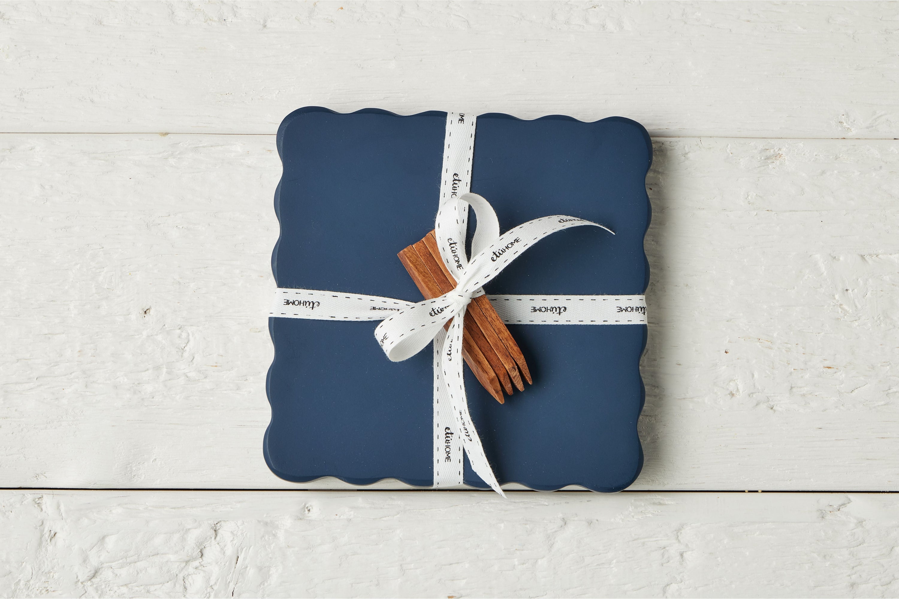 Square Scalloped Cheese Board with Cheese Markers | Navy Blue | Small
