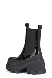 Calf Leather Chelsea Boots | Black