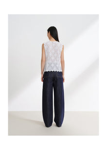 Straight-Cut Lace Vest | White