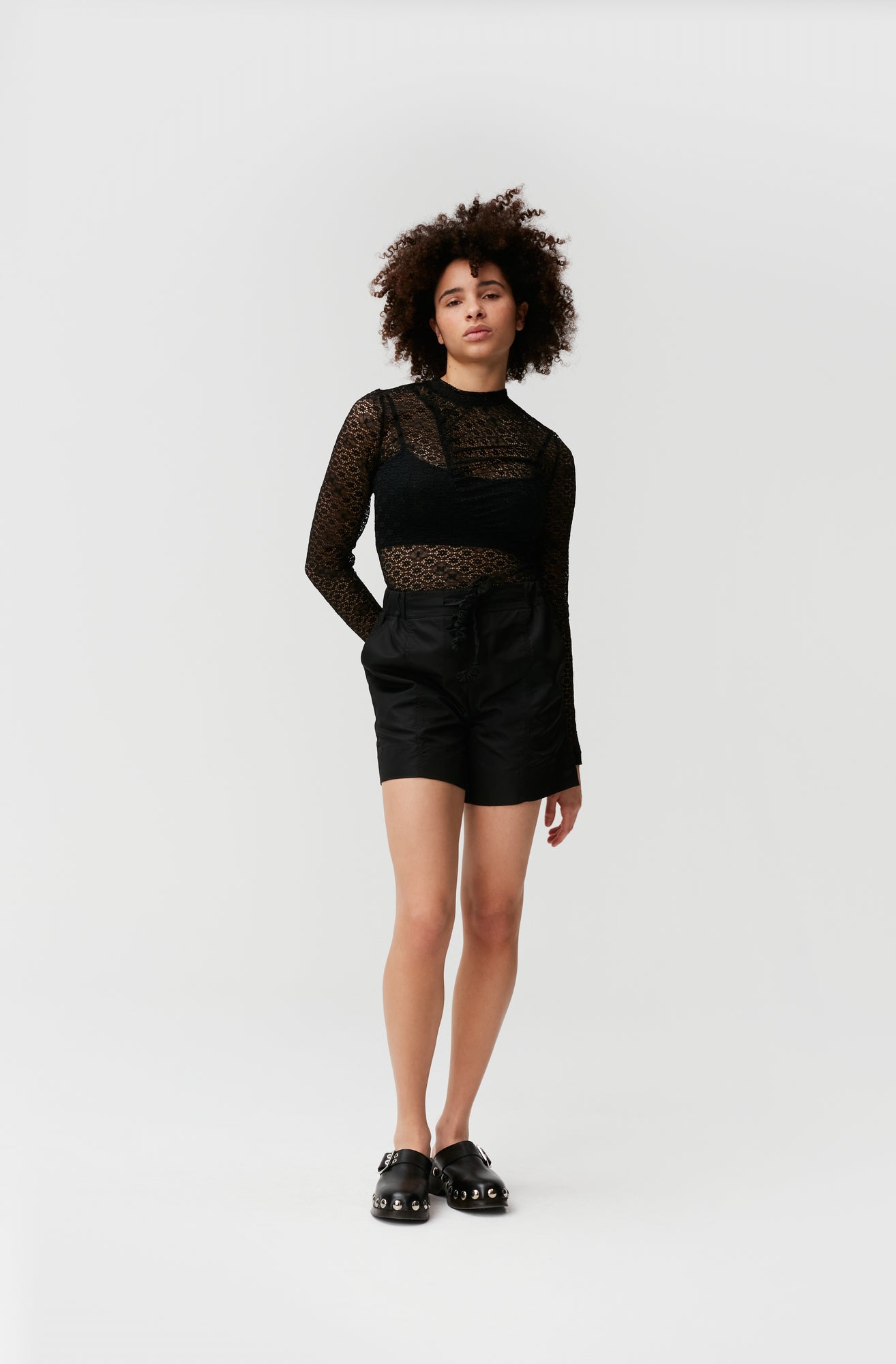 Lace Ruched Seam Top | Black