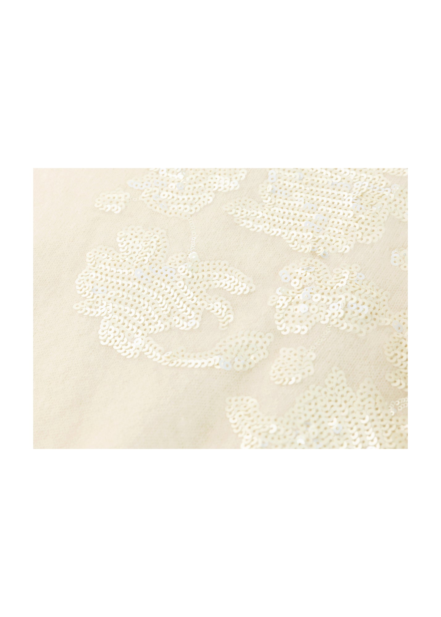 Top | Cream