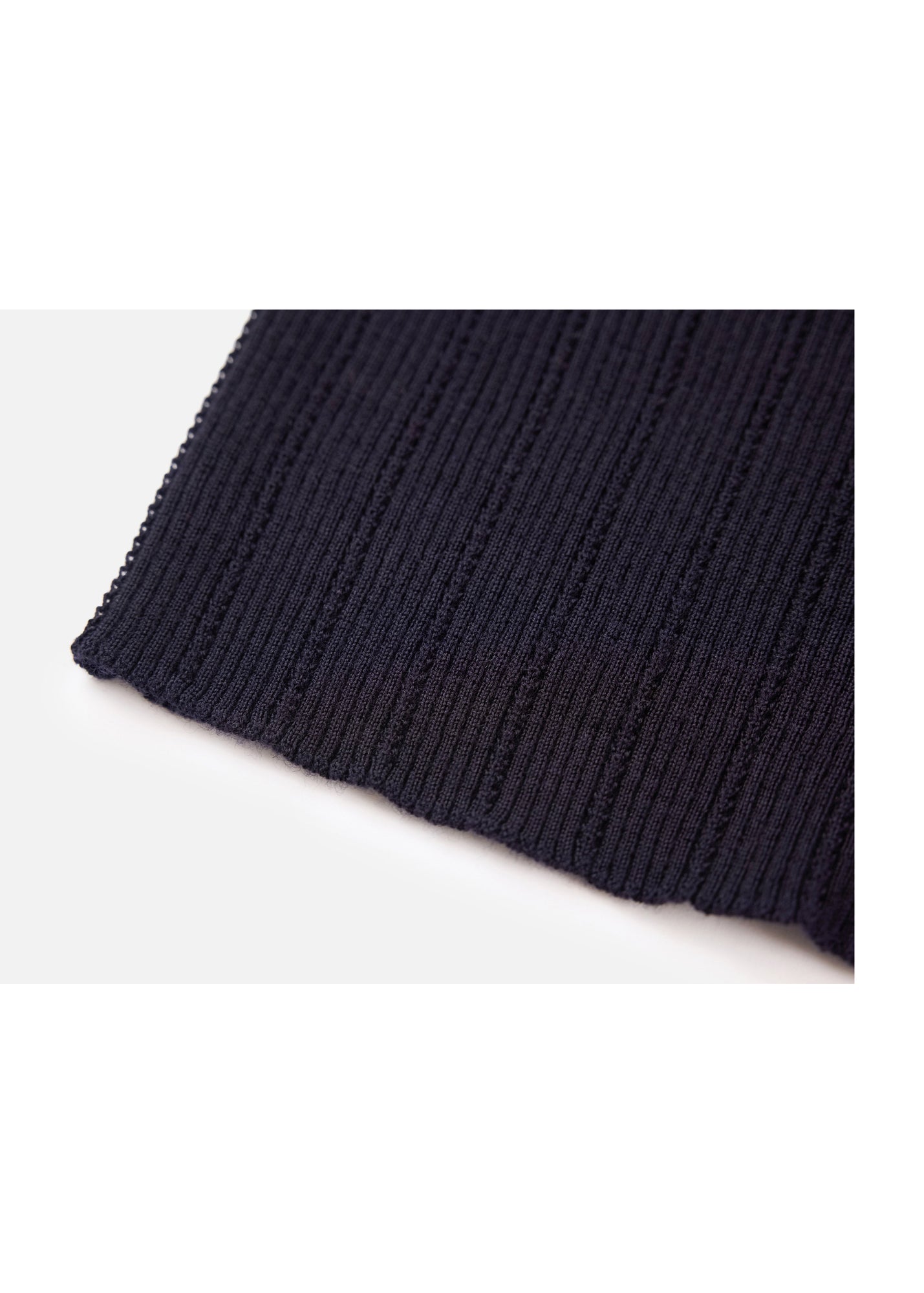 Top | Navy
