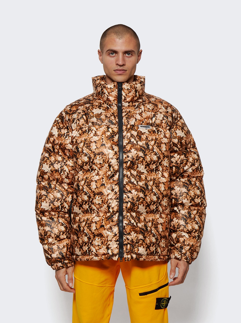 Men | VETEMENTS | Puffer Jacket | Leaves