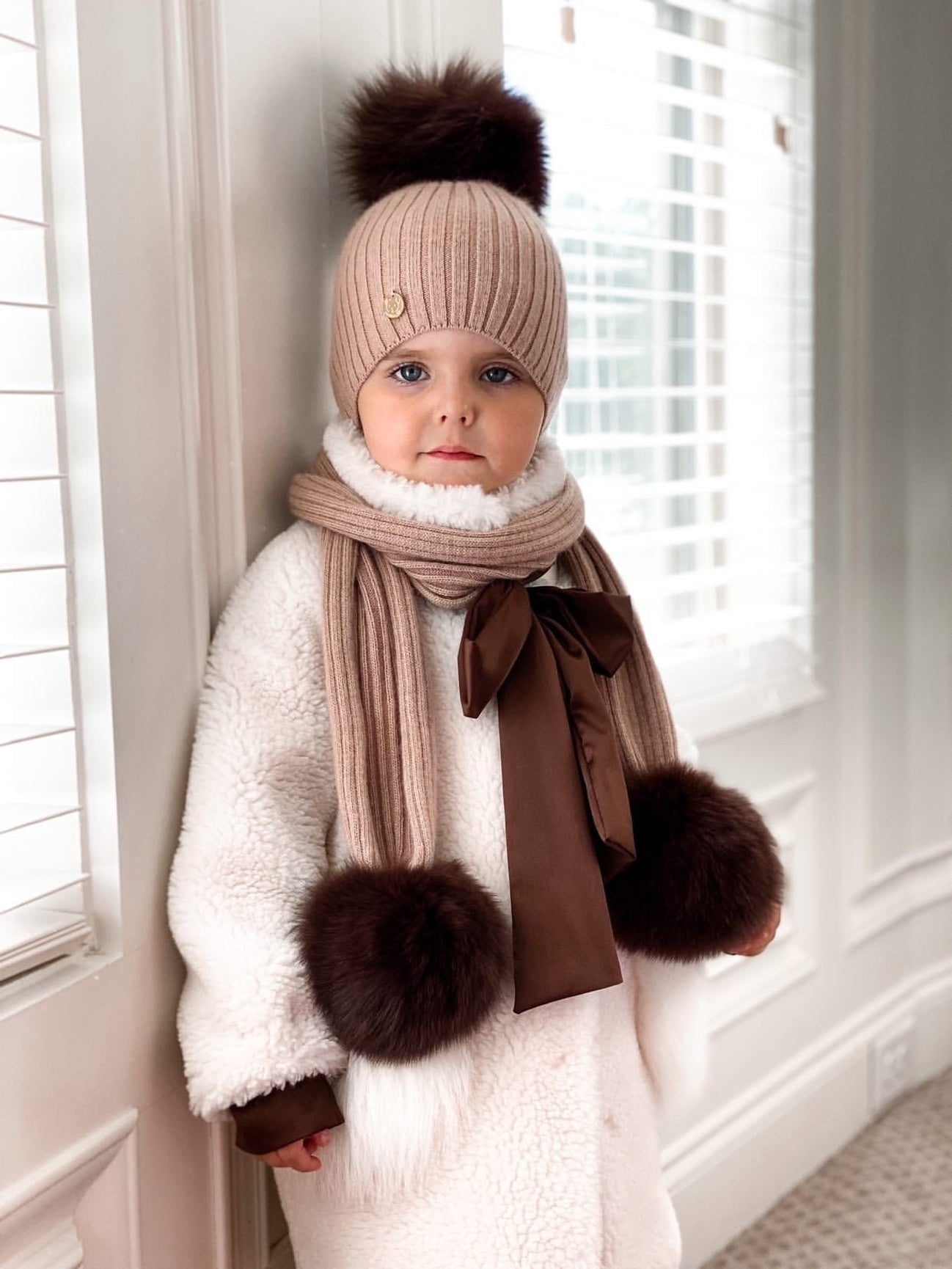 Unisex | Misha Ribbed Angora Scarf Fur Poms | Brown