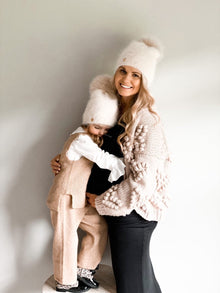 Unisex | Vanya Adult Beige Cashmere Fox Fur Beanie Hat | Oatmeal