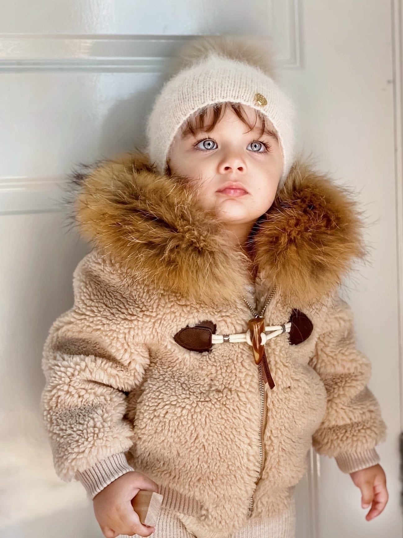 Unisex | Vanya Beige Cashmere Kids' Fox Fur Beanie Hat | Oatmeal