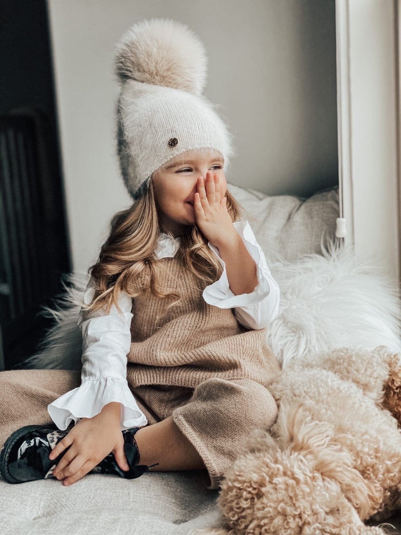 Unisex | Vanya Beige Cashmere Kids' Fox Fur Beanie Hat | Oatmeal