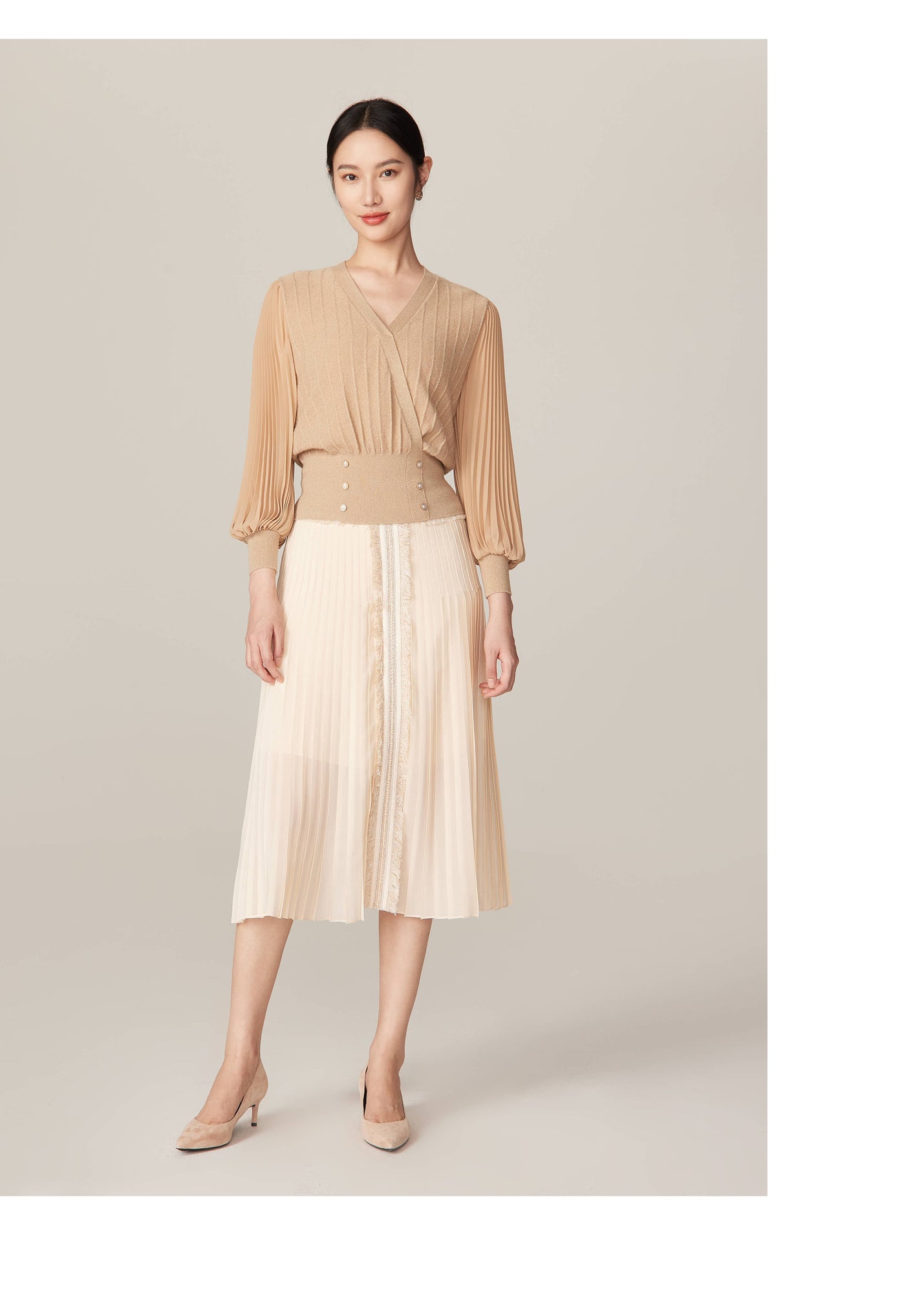 V-Neck Knit Top | Beige