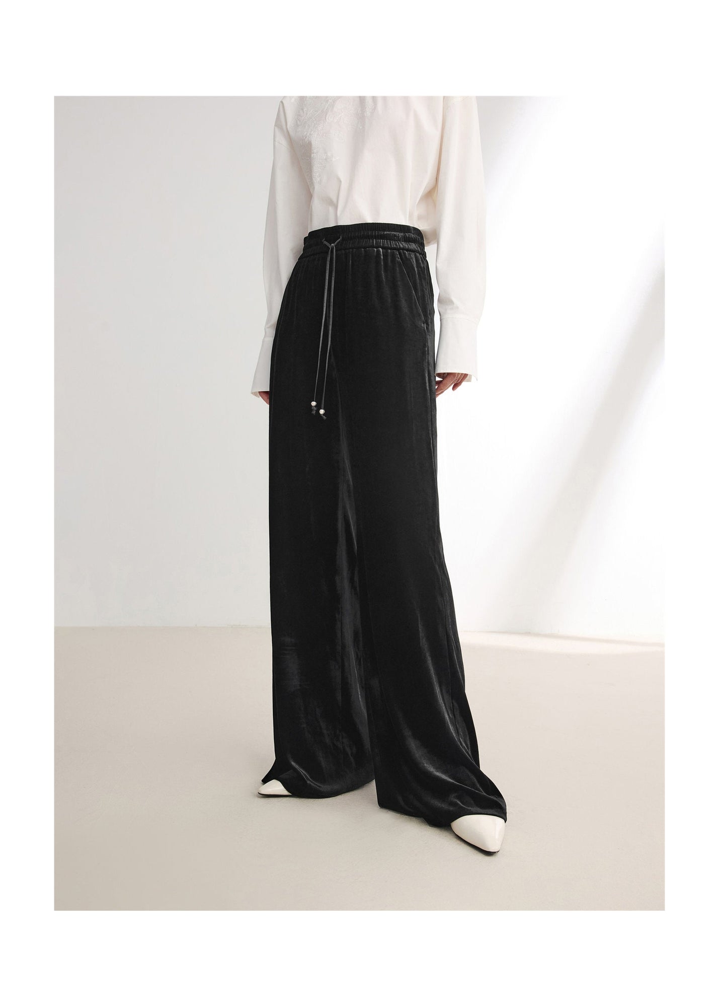 Velvet Wide-Leg Pants | Black