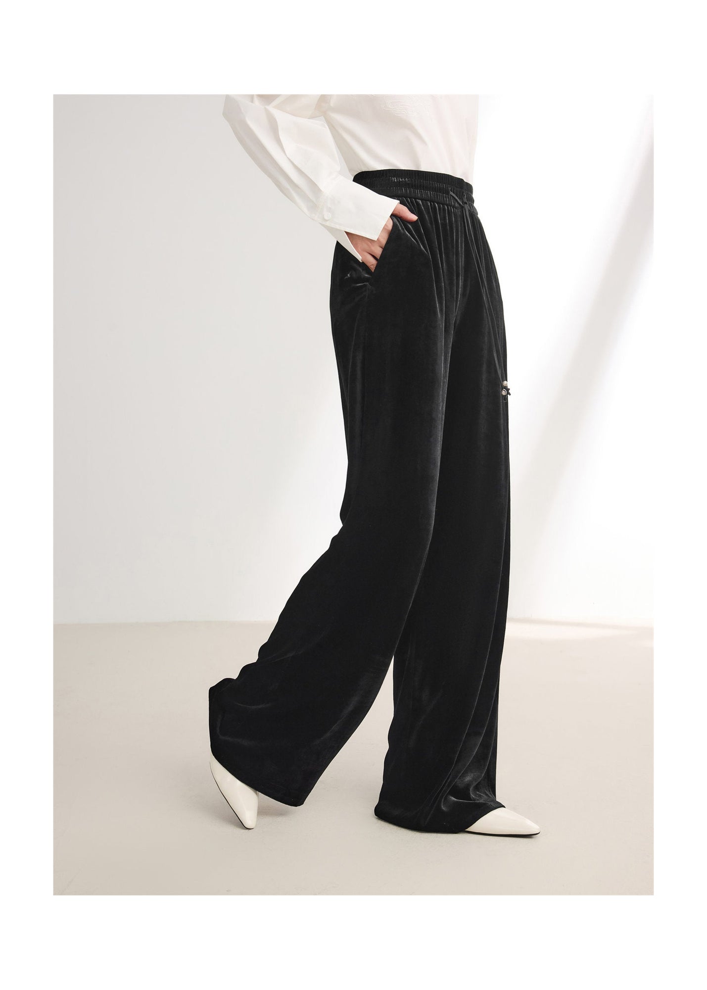 Velvet Wide-Leg Pants | Black