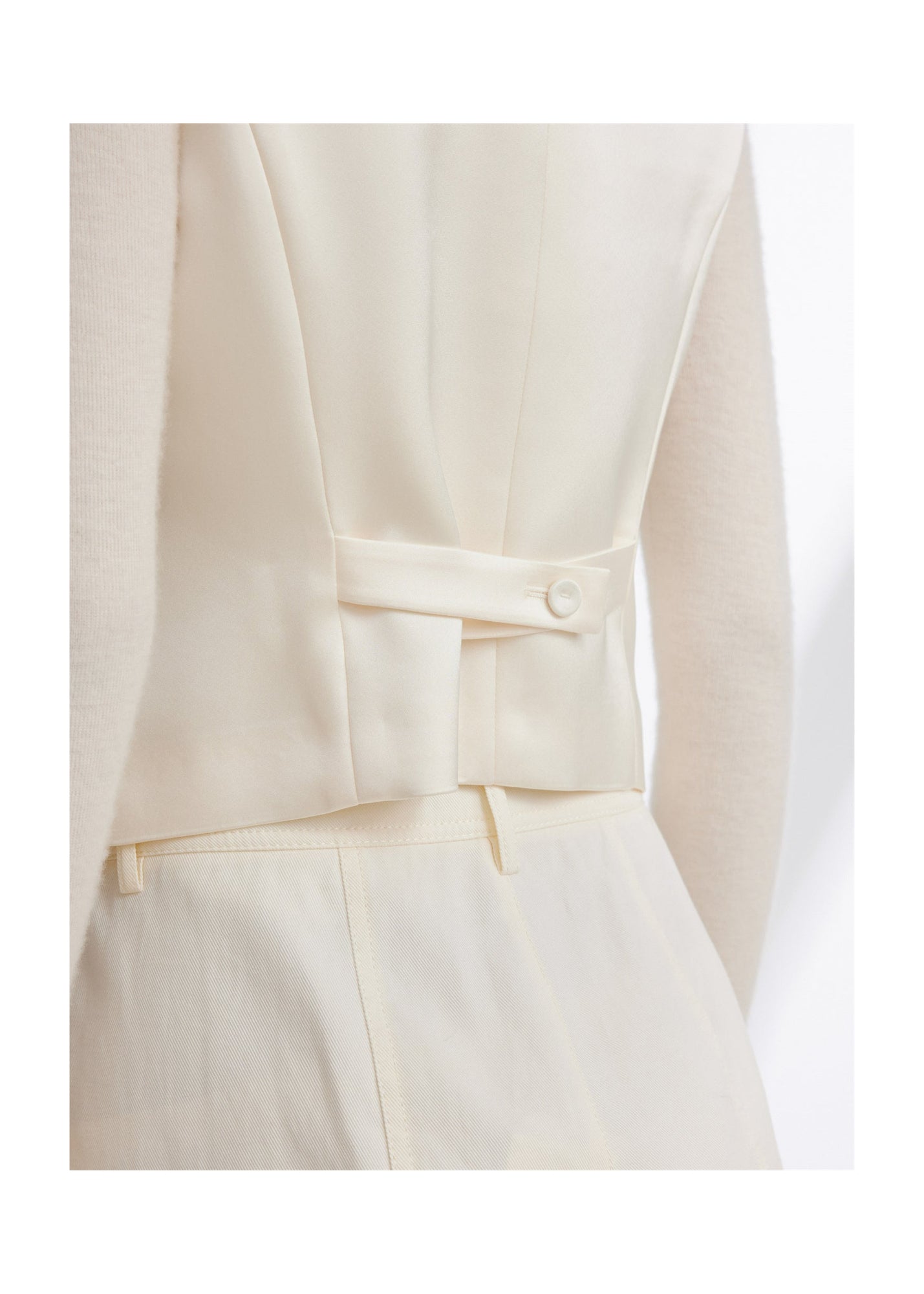 Vest | White