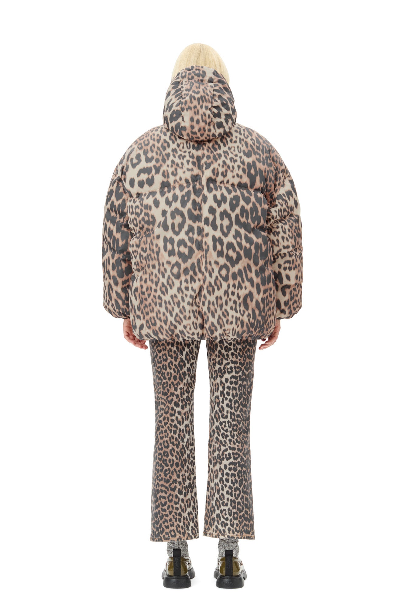 Leo Puffers Midi Jacket | Almond Milk