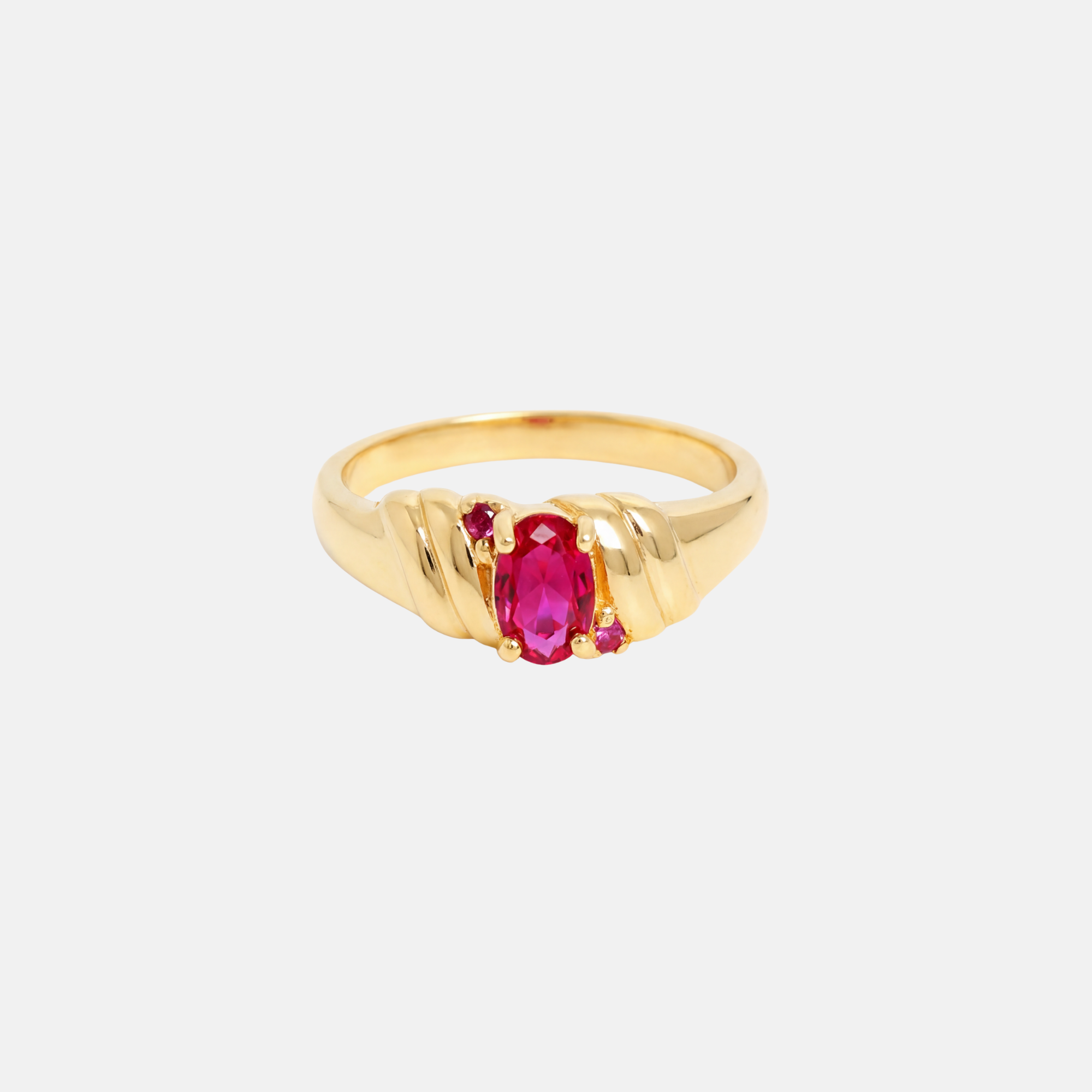 The Ruby Juna Tiny Oval Ring | 18Kt Gold Vermeil