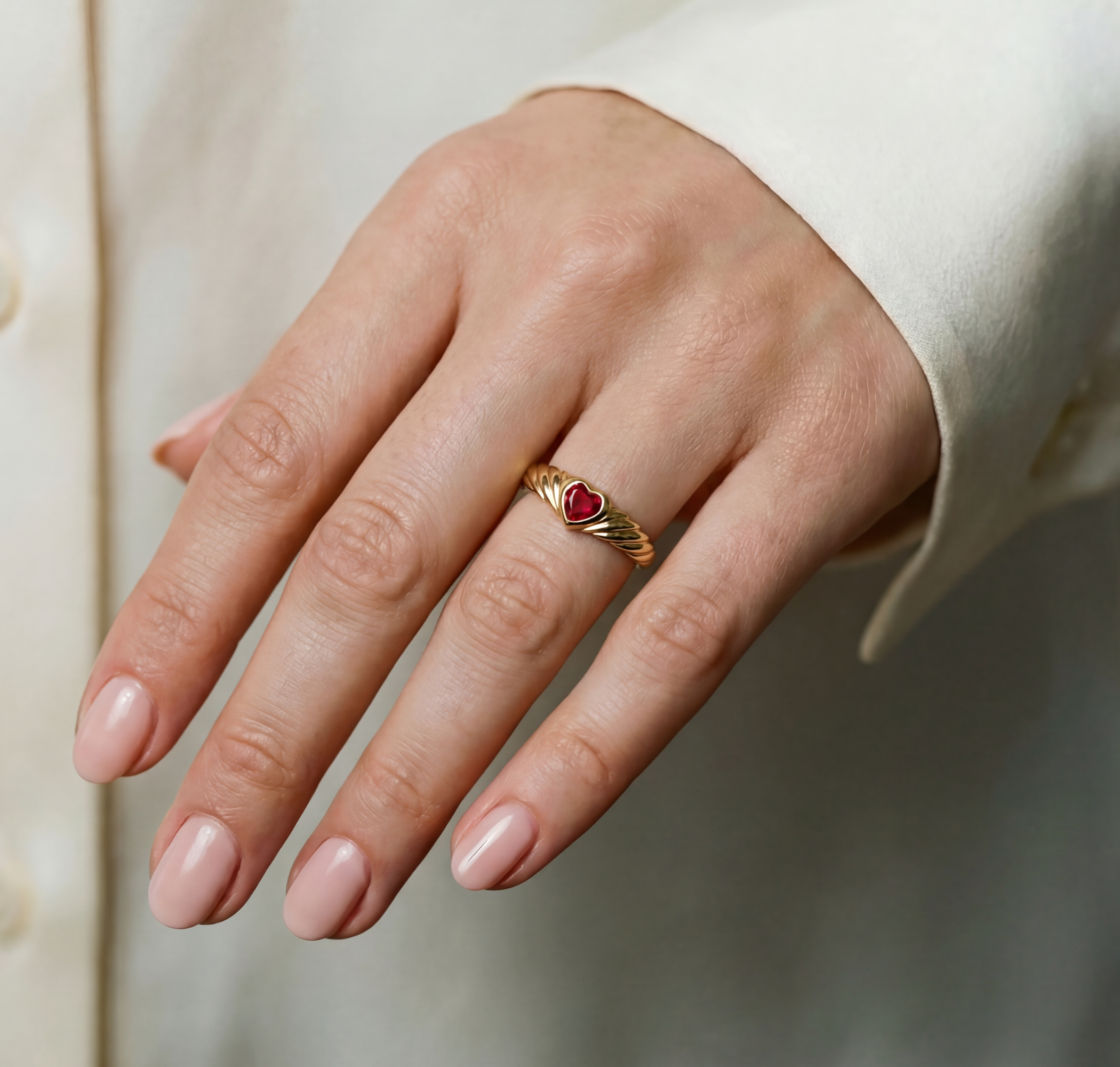The Ruby Juna Heart Ring | 18Kt Gold Vermeil