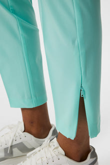 Women | Pia Pant | Aruba Blue