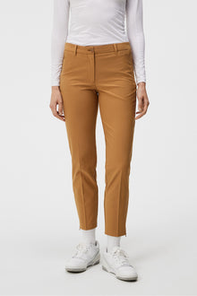Women | Pia Pant | Chipmunk