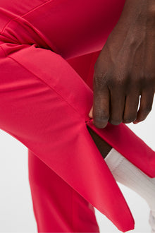 Women | Pia Pant | Rose Red