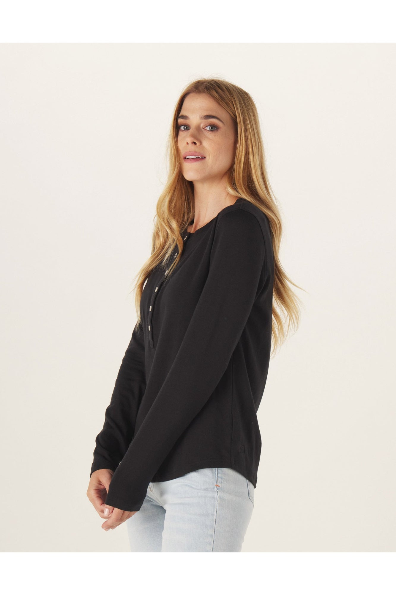 Women | Puremeso Henley | Black