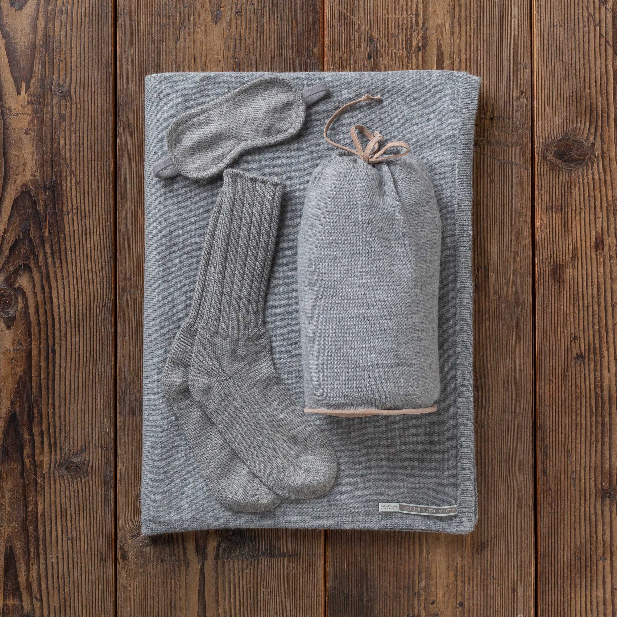 Globetrotter Travel Set | Light Grey