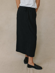 Back Slit Skirt | Vintage Black