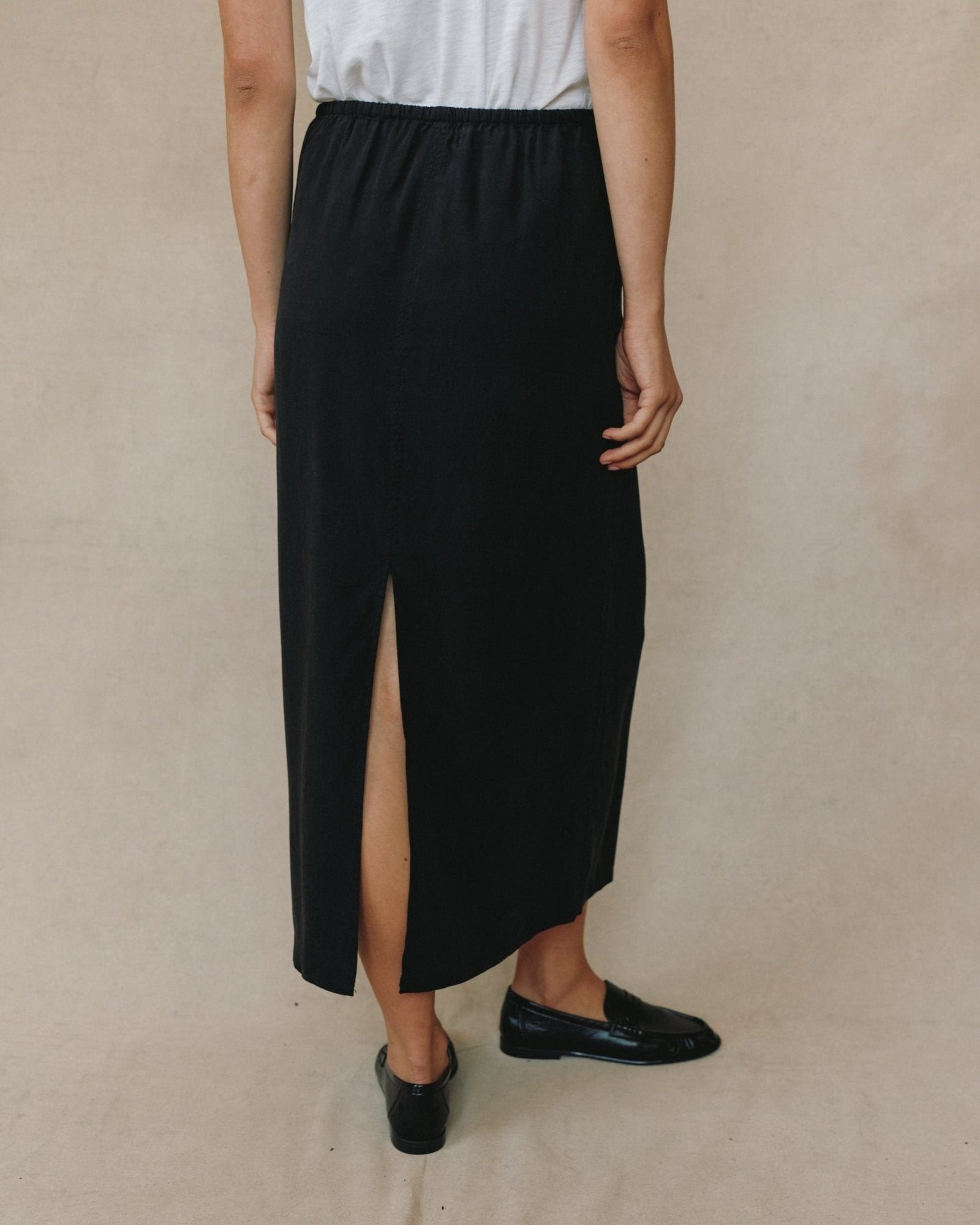Back Slit Skirt | Vintage Black