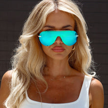 Womens | Imani Sunglasses | Gold | Green Lenses