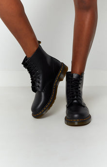 Dr. Martens 1460 Boot | Smooth Black