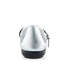 Baylee Casual Flat | Silver Mesh Fabric