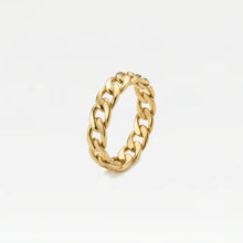 The Mid Size Curb Ring | Gold Vermeil