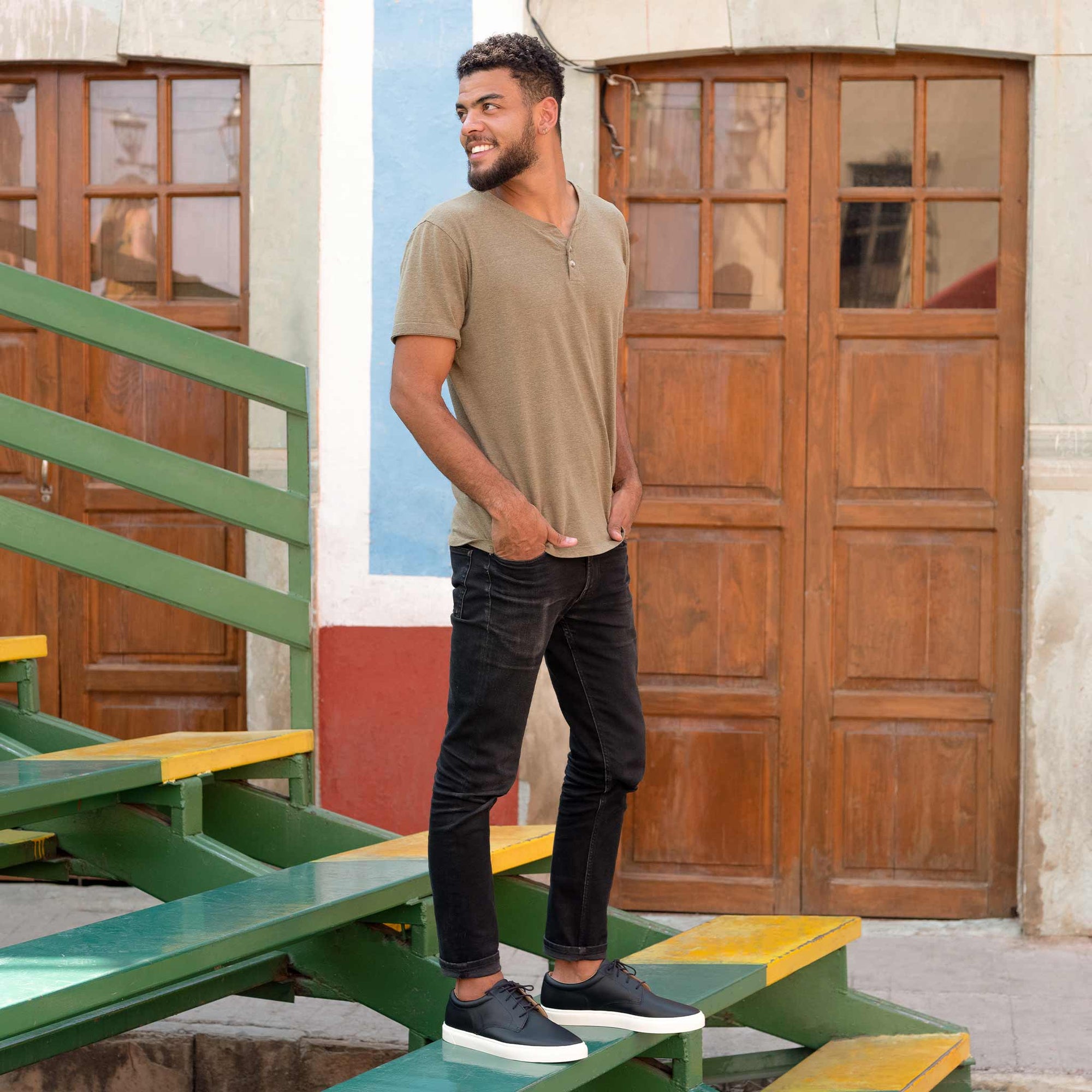 Image 4 of the Everyday Low Top Sneaker Black on model