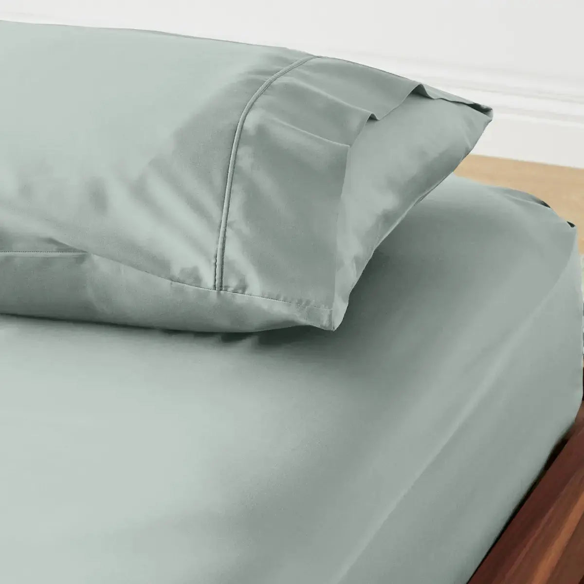 Signature Bamboo Fitted Sheet, King | Sage Green