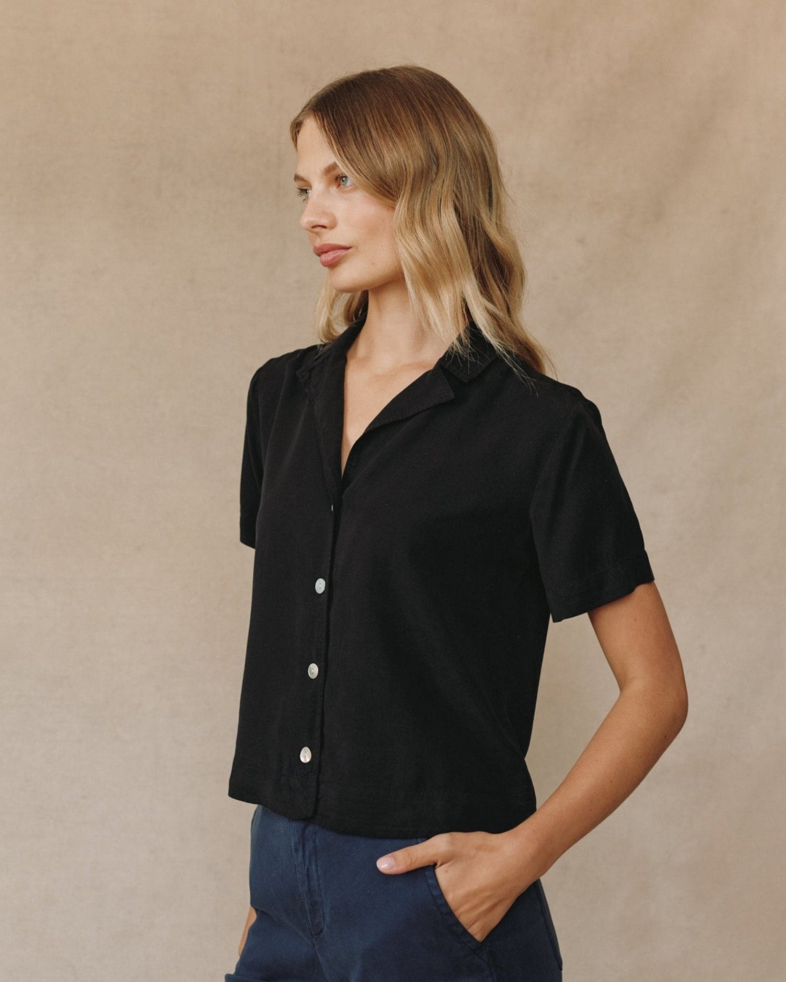 Short Sleeve Flowy Button Down | Black