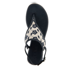 Conclusion Sandal Flat | Natural/Navy Floral Linen
